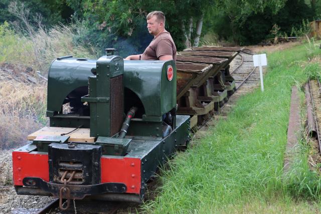 PENELOPE-(MR-8826)-with-demonstration-freight.-Photo-by-Jonathan-James